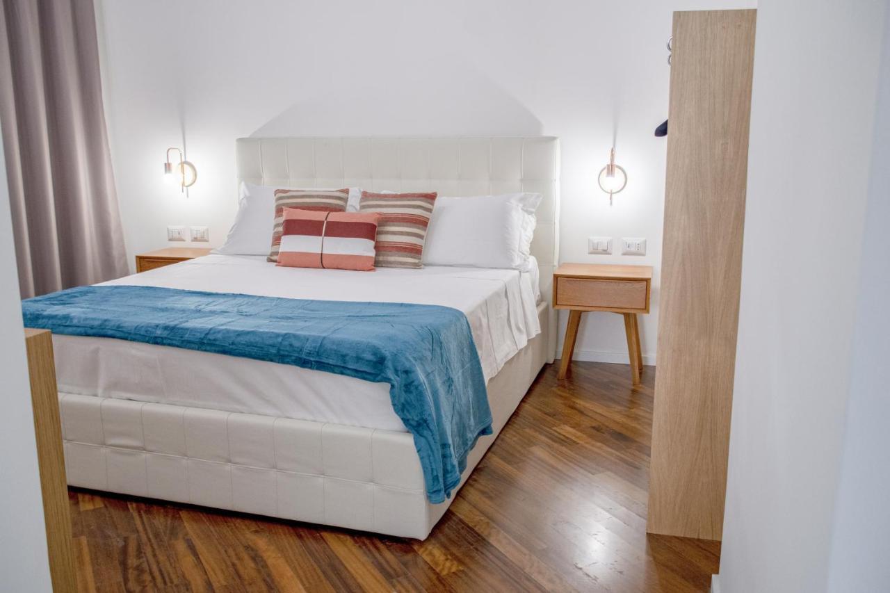 Castalia Apartments & Rooms Duomo Taormina Exterior photo