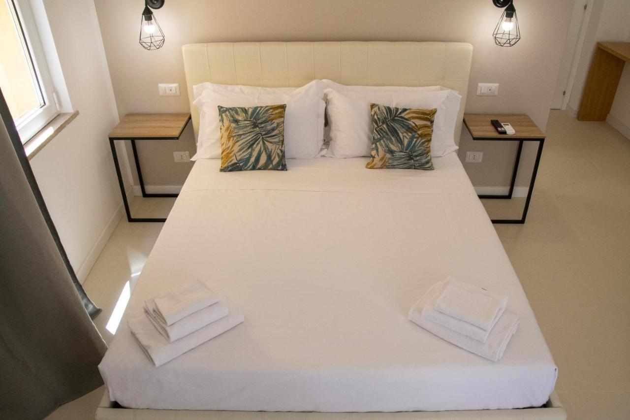 Castalia Apartments & Rooms Duomo Taormina Exterior photo
